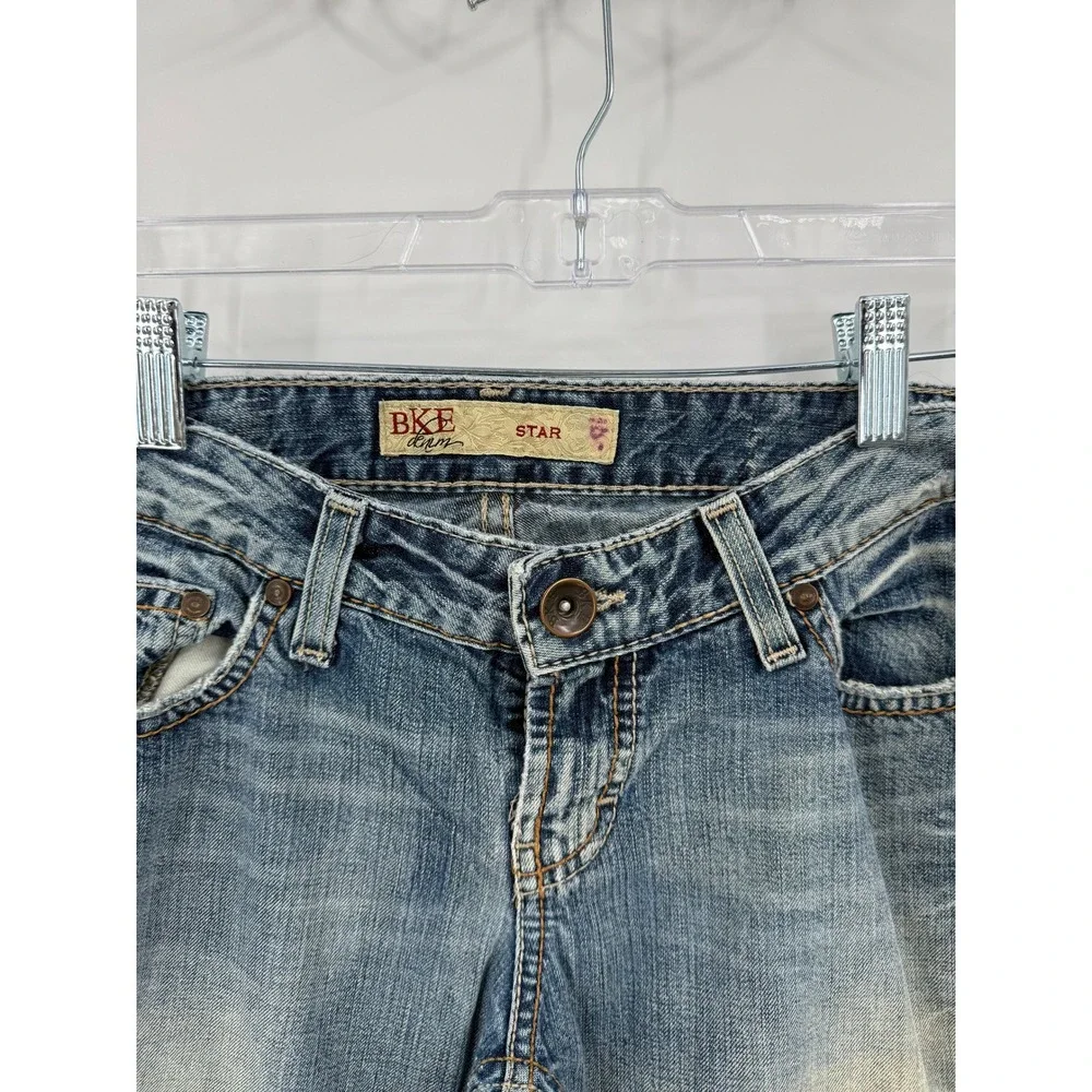 BKE STAR Womens Jeans Bootcut Medium Wash Distressed Denim Size 27‎